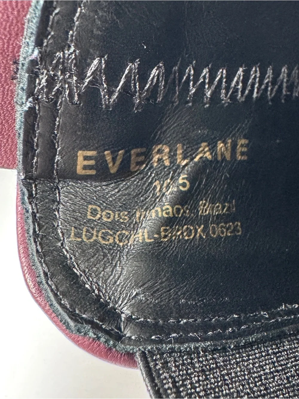 Everlane The Lugsole Chelsea Boots in Bordeaux Size 10.5